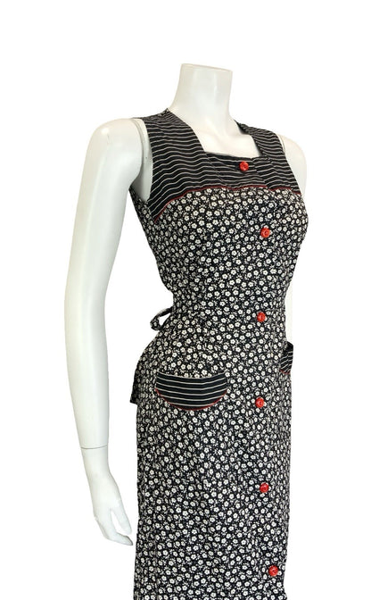 VTG 60S 70S BLACK WHITE RED FLORAL STRIPED COTTAGE TIE WAIST APRON SUN DRESS 10