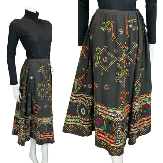 VTG 70S BLACK RED YELLOW BLUE GREEN HIPPY EMBROIDERED ROPE BELL SKIRT 12 14 16