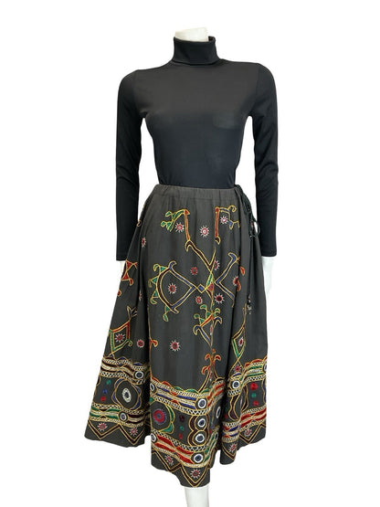 VTG 70S BLACK RED YELLOW BLUE GREEN HIPPY EMBROIDERED ROPE BELL SKIRT 12 14 16