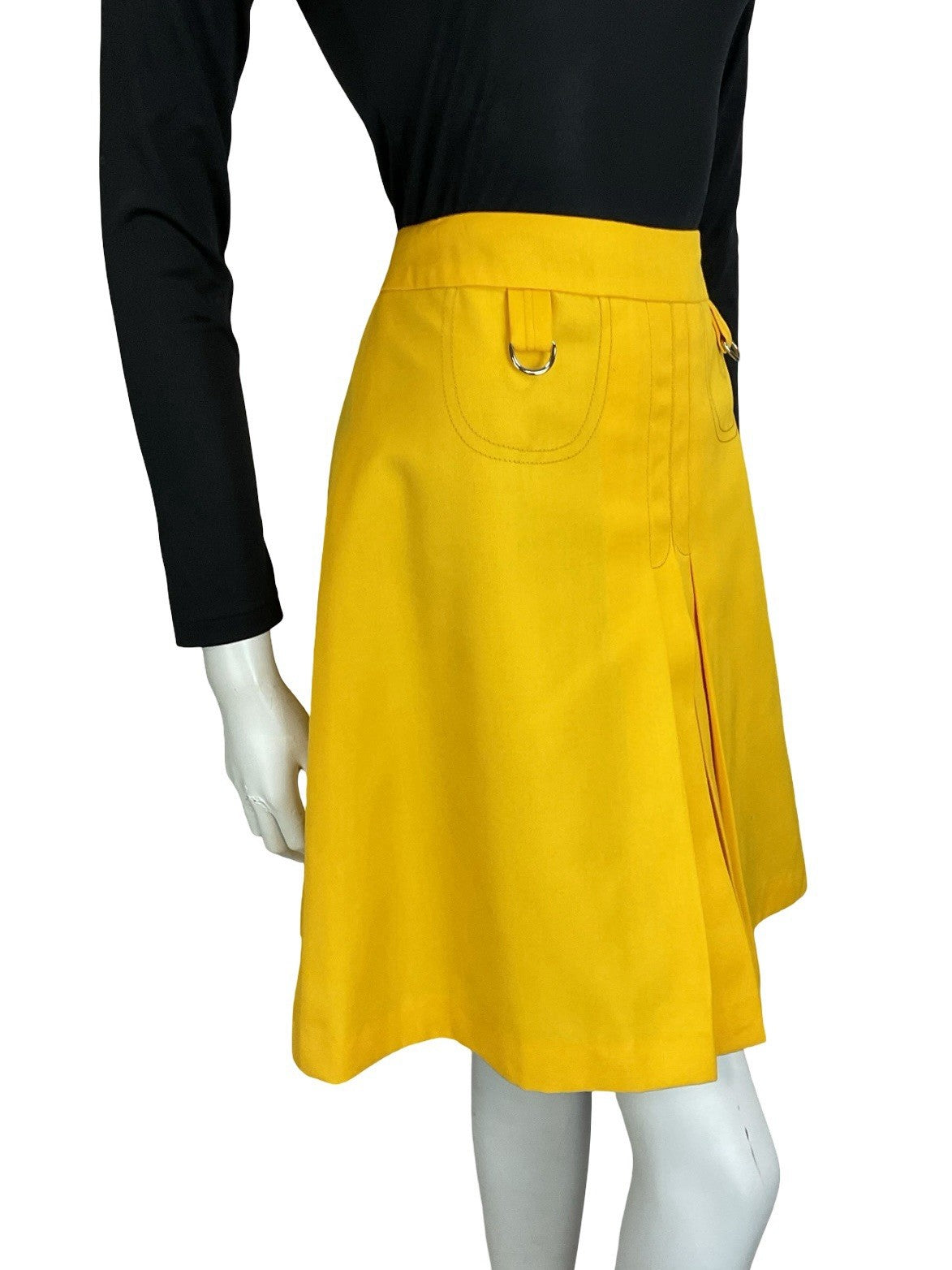 VTG 60S 70S BRIGHT YELLOW D RING PLEATED MOD PREPPY MINI SKIRT 0