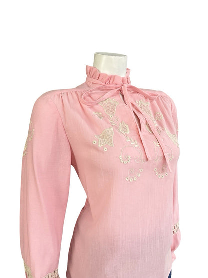 VTG 70S PINK CREAM EDWARDIAN FOLK FLORAL EMBROIDERED BOW COTTON BLOUSE 12
