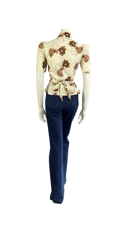 VTG 70S RICHARD SHOPS CREAM BROWN FLORAL ART DECO PEPLUM NOTCH LAPEL SHIRT 8