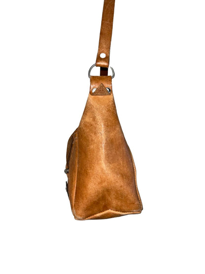VTG 70S BOHO WESTERN TAN LEATHER PAISLEY FLORAL STAMPED CROSS BODY BAG