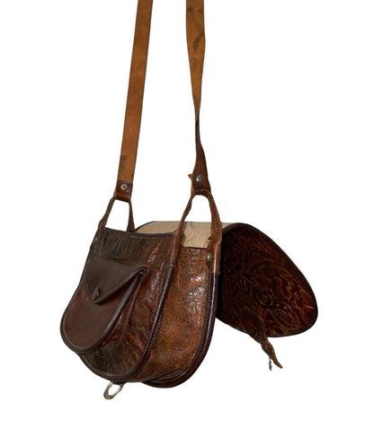 VTG 60S 70S MOD BOHO BROWN LEATHER GEOMETRIC EMBOSSED CROSS BODY BAG