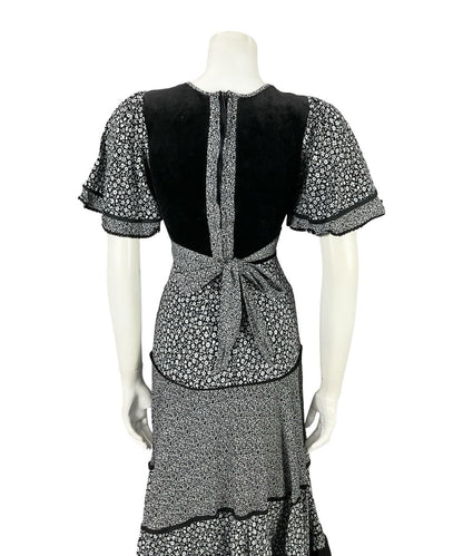 VTG 70S BOHO PRAIRIE BLACK WHITE TIERED TIE WAIST DITSY FLORAL DRESS 4 6