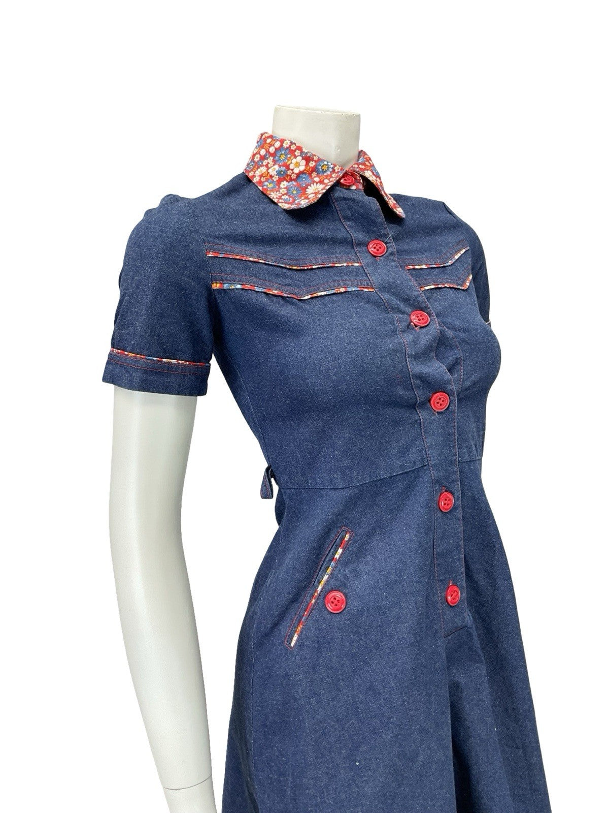 VTG 60S 70S NAVY BLUE DENIM RED FLORAL CONTRAST STITCH RIC RAC SHIRT DRESS 4