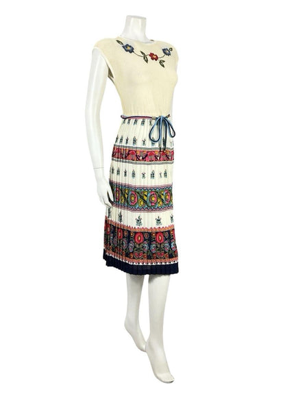 VTG 60S 70S BEIGE RED BLUE HIPPY FOLK FLORAL KNIT TIE WAIST PLEATED DRESS 10