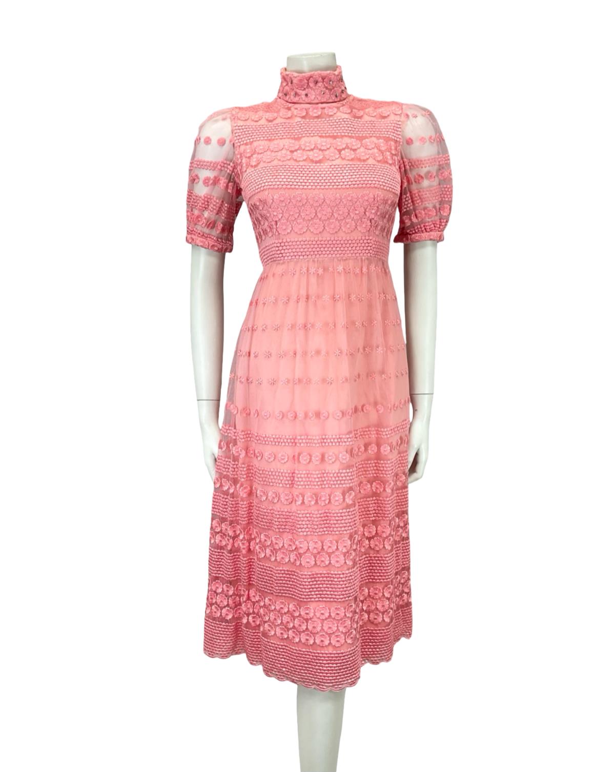 VTG 60S PINK LACE SATIN MOD FUNNEL NECK DIAMANTE FLORAL PUFF SLEEVE DRESS 4