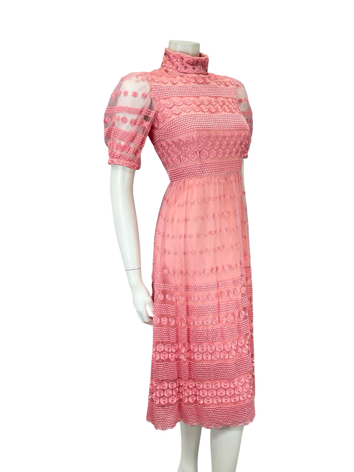 VTG 60S PINK LACE SATIN MOD FUNNEL NECK DIAMANTE FLORAL PUFF SLEEVE DRESS 4