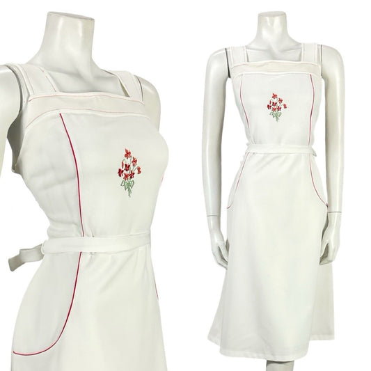 VTG 60S 70S WHITE RED COTTAGE FLORAL EMBROIDERY PINAFORE SUN DRESS 12