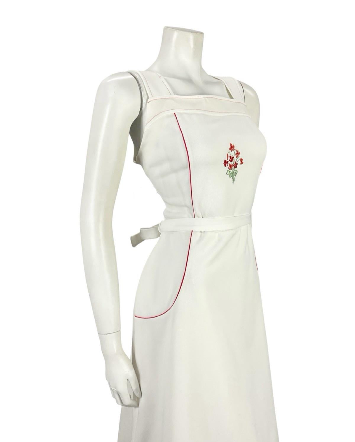 VTG 60S 70S WHITE RED COTTAGE FLORAL EMBROIDERY PINAFORE SUN DRESS 12