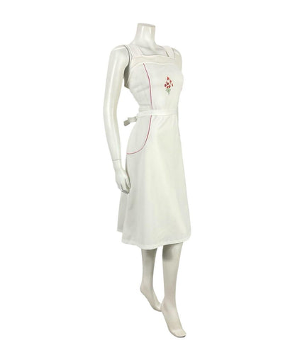 VTG 60S 70S WHITE RED COTTAGE FLORAL EMBROIDERY PINAFORE SUN DRESS 12
