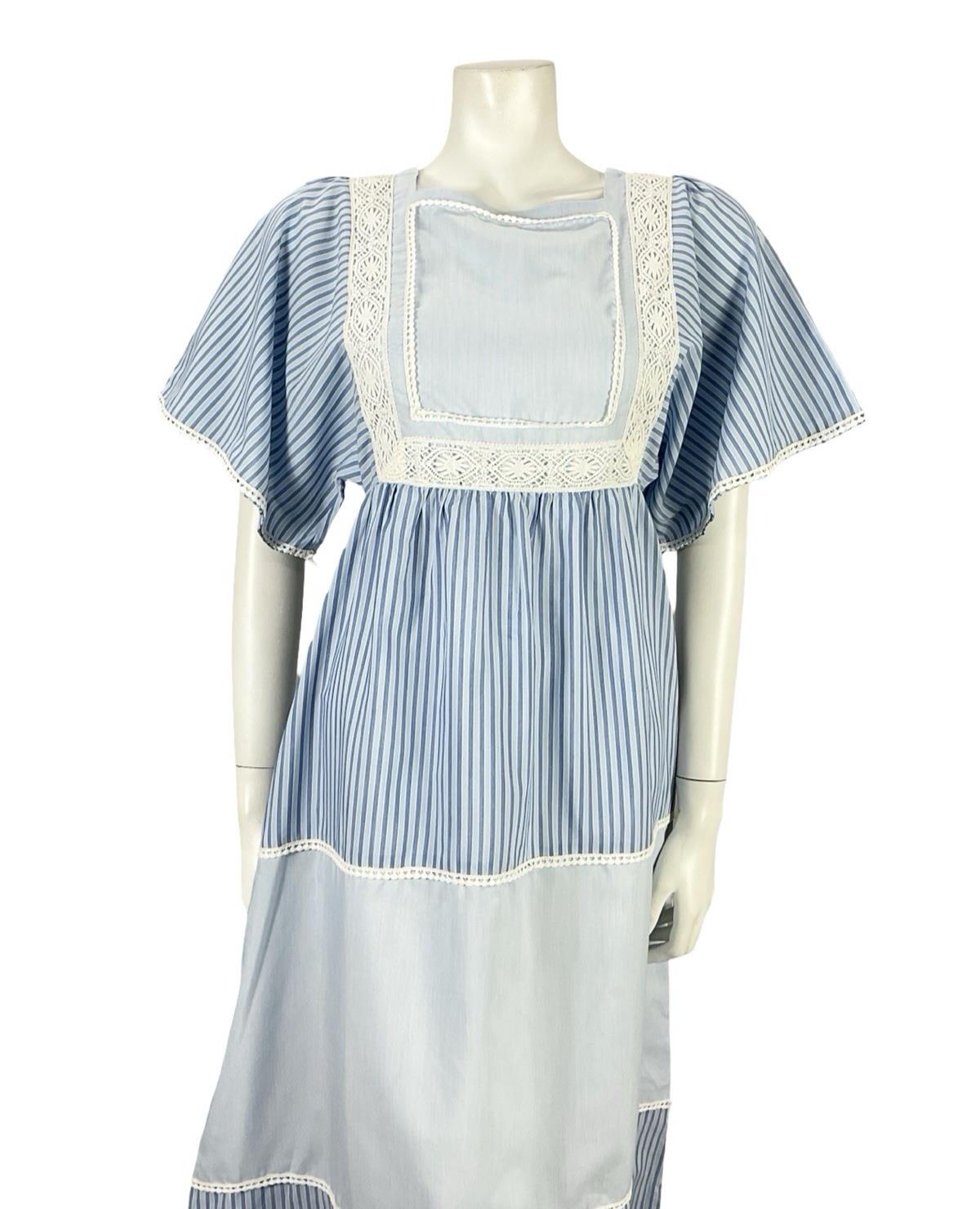 VTG 70S BLUE WHITE STRIPED TIERED LACE BOHO COTTAGE PRAIRIE COTTON DRESS 8 10 S