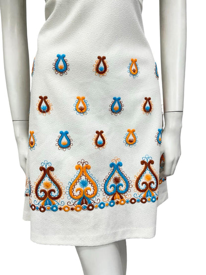 VTG 60S MOD GOGO FOLK WHITE ORANGE BROWN BLUE EMBROIDERED MINI DRESS 10