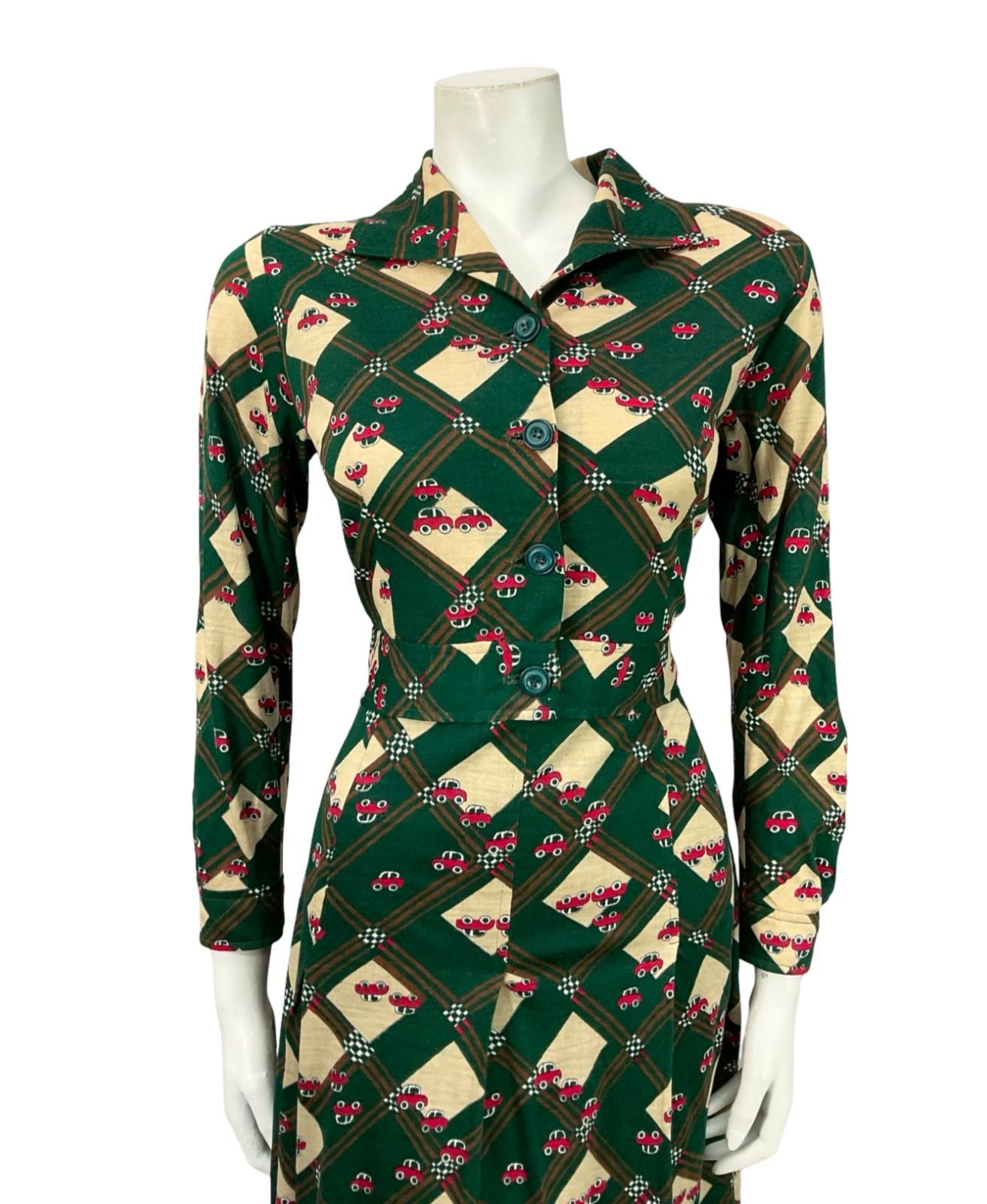 VTG 70S GREEN BIEGE RED PLEATED PLAID NOVELTY CAR OPEN COLLAR SHIRT DRESS 12