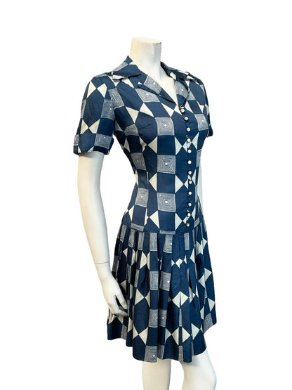 VTG 60S NAVY BLUE WHITE GEOMETRIC DROPPED WAIST PLEATED SHIRT MINI DRESS 10
