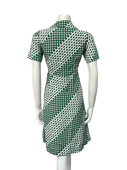 VTG 60S 70S WHITE GREEN GEOMETRIC HOUNDSTOOTH PLEATED SHIRT DRESS 12