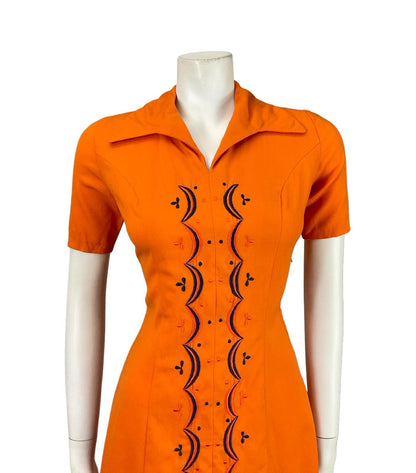 VTG 60S BRIGHT ORANGE NAVY BLUE GEOMETRIC MOD EMBROIDERED WING COLLAR DRESS 6 XS
