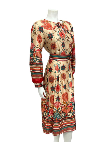 VTG 70S GEOEMTRIC AZTEC STRIPED BEIGE ORANGE GREEN RED KEYHOLE PLEATED DRESS 10