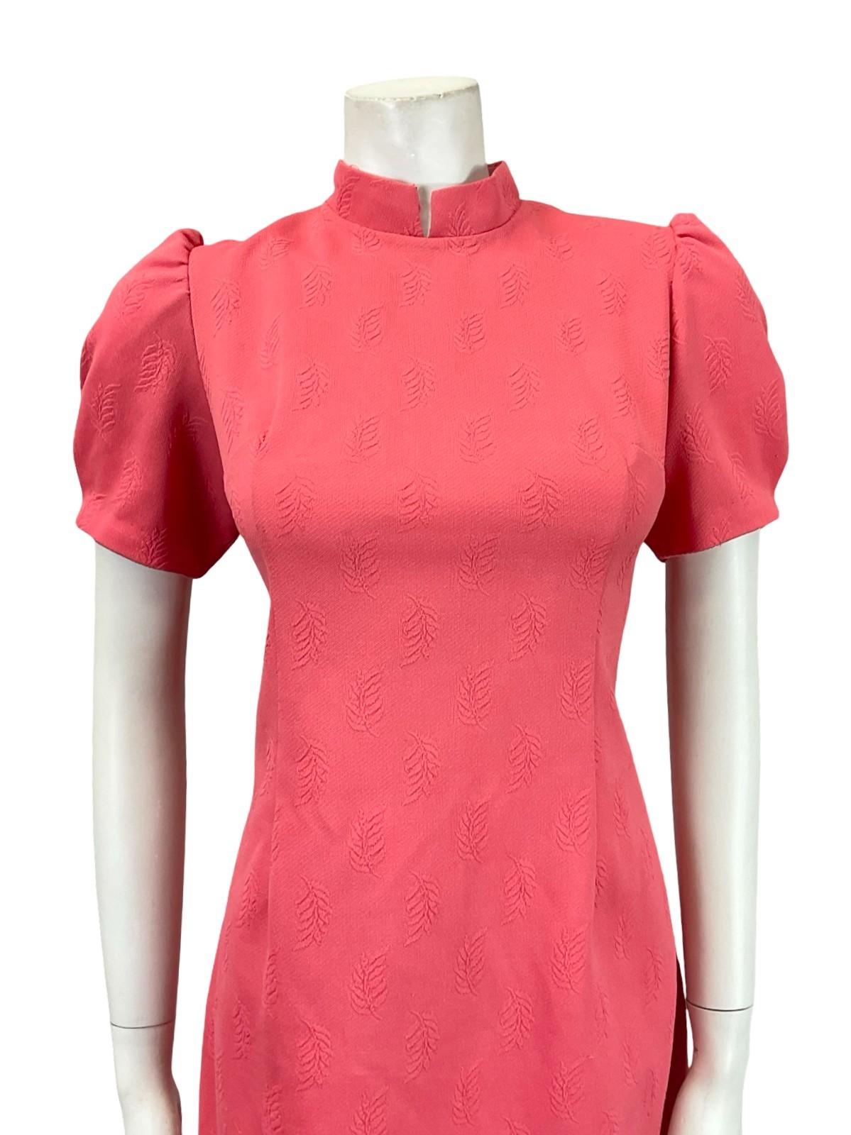 VTG 60S MOD GOGO PINK LEAFY EMBOSSED PUFF SLEEVE MANDARIN COLLAR SHIFT DRESS 10