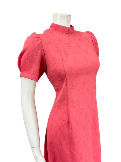 VTG 60S MOD GOGO PINK LEAFY EMBOSSED PUFF SLEEVE MANDARIN COLLAR SHIFT DRESS 10