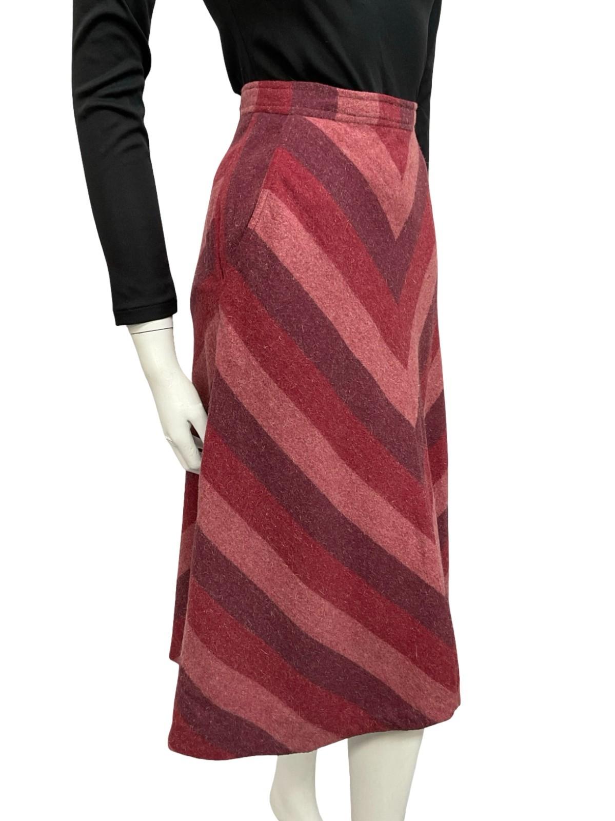 VTG 60S 70S RED PLUM PURPLE SECRETARY CHEVRON GEOMETRIC WOOL A LINE SKIRT XS 6