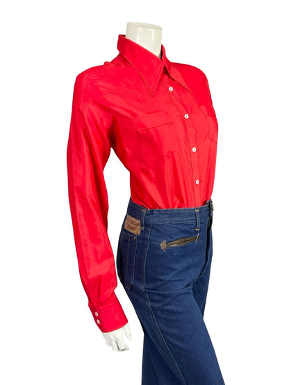 VTG 60S 70S LADY VAN LAACK BRIGHT RED MOD MONOCHROME DAGGER COLLAR SHIRT 16 18 L