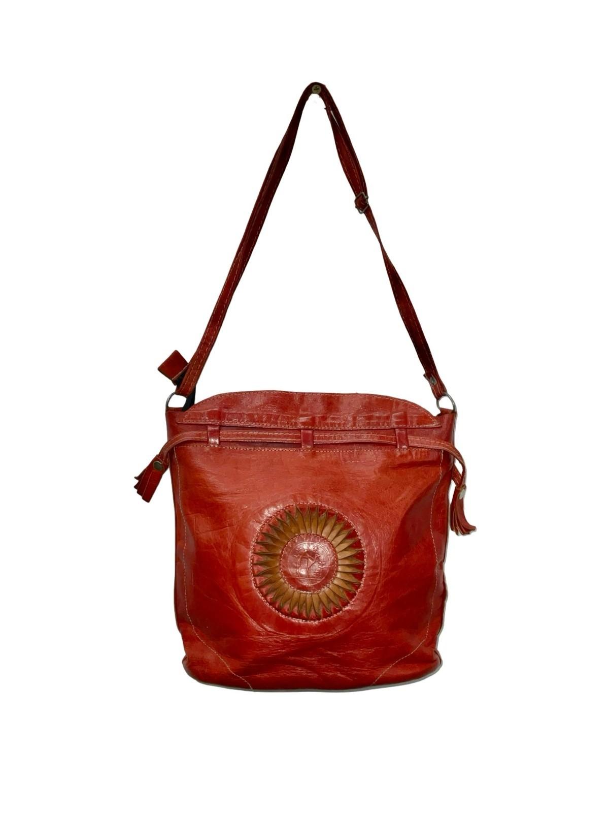 VTG 60S 70S RED BROWN LEATHER MOROCCAN CAMEL EMBOSSED WOVEN SUN SHOULDER BAG