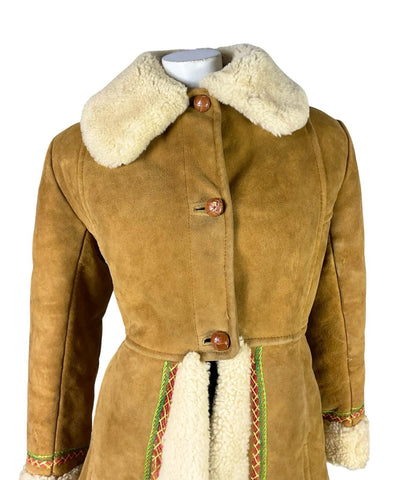 VTG 60S 70S BROWN CREAM SUEDE SHEARLING RED GREEN FLORAL EMBROIDERY COAT 12