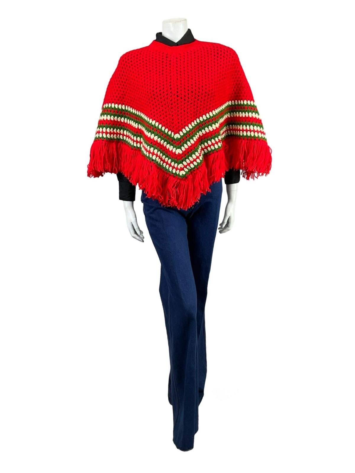 VTG 60S 70S BRIGHT RED GREEN WHITE HIPPY KNITTED CHEVRON FRINGE PONCHO 6 8