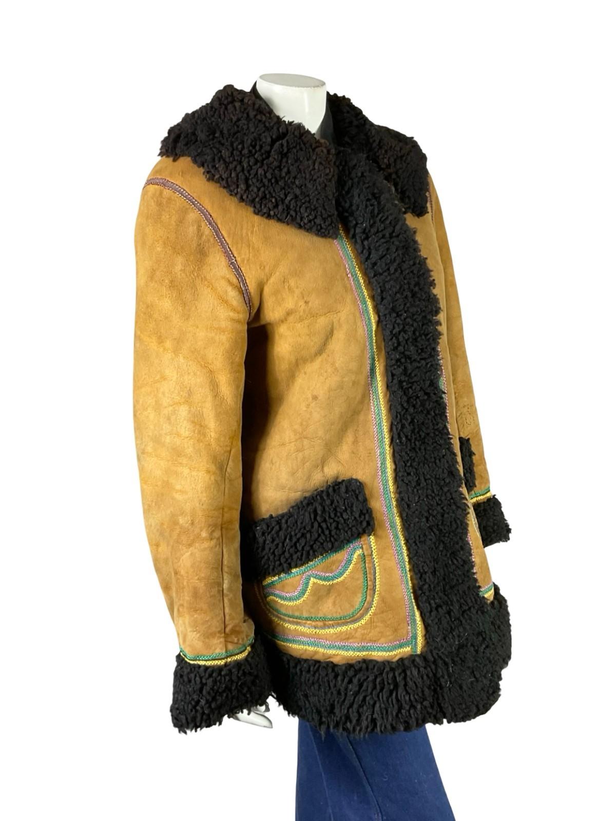 VTG 60S 70S BROWN PINK BLUE GREEN BOHO EMBROIDERED RAINBOW SHEARLING COAT 12