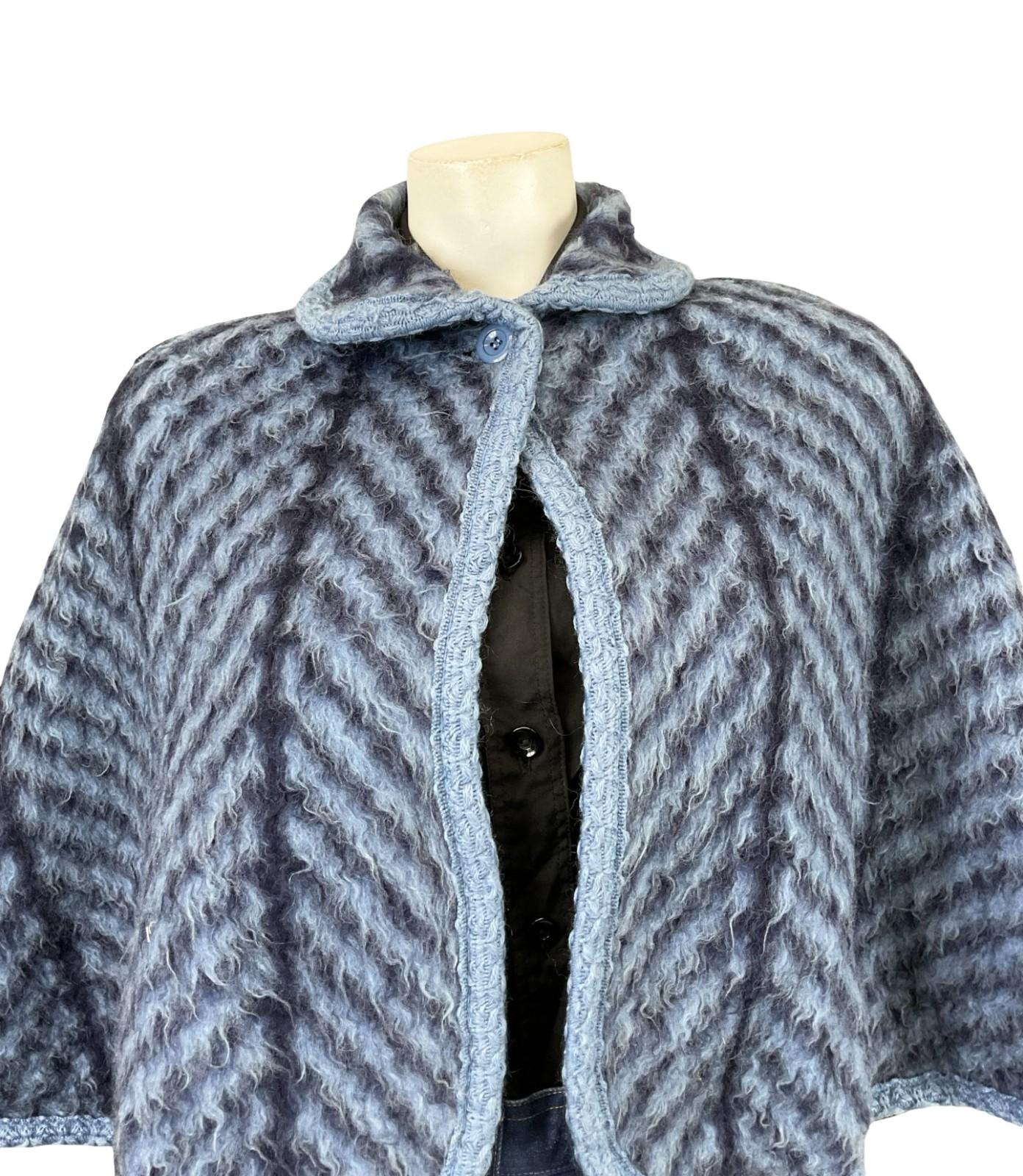 VTG 60S 70S NAVY BLUE PURE WOOL CHEVRON ZIG ZAG PETER PAN COLLAR SHORT CAPE 8 10