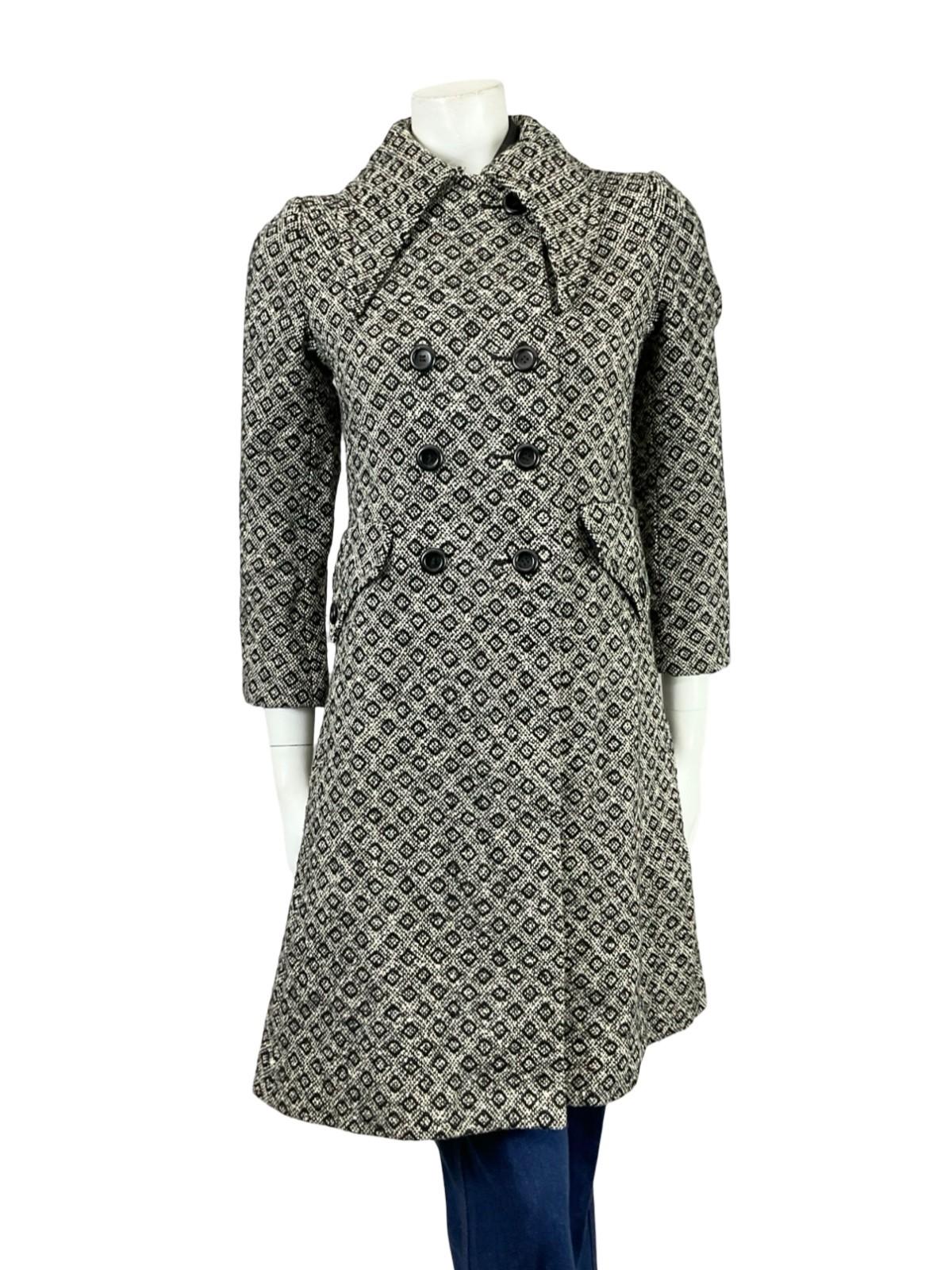 VTG 60S 70S BLACK WHITE MOD GEOMETRIC DIAMOND DAGGER COLLAR DOUBLE BREAST COAT 8