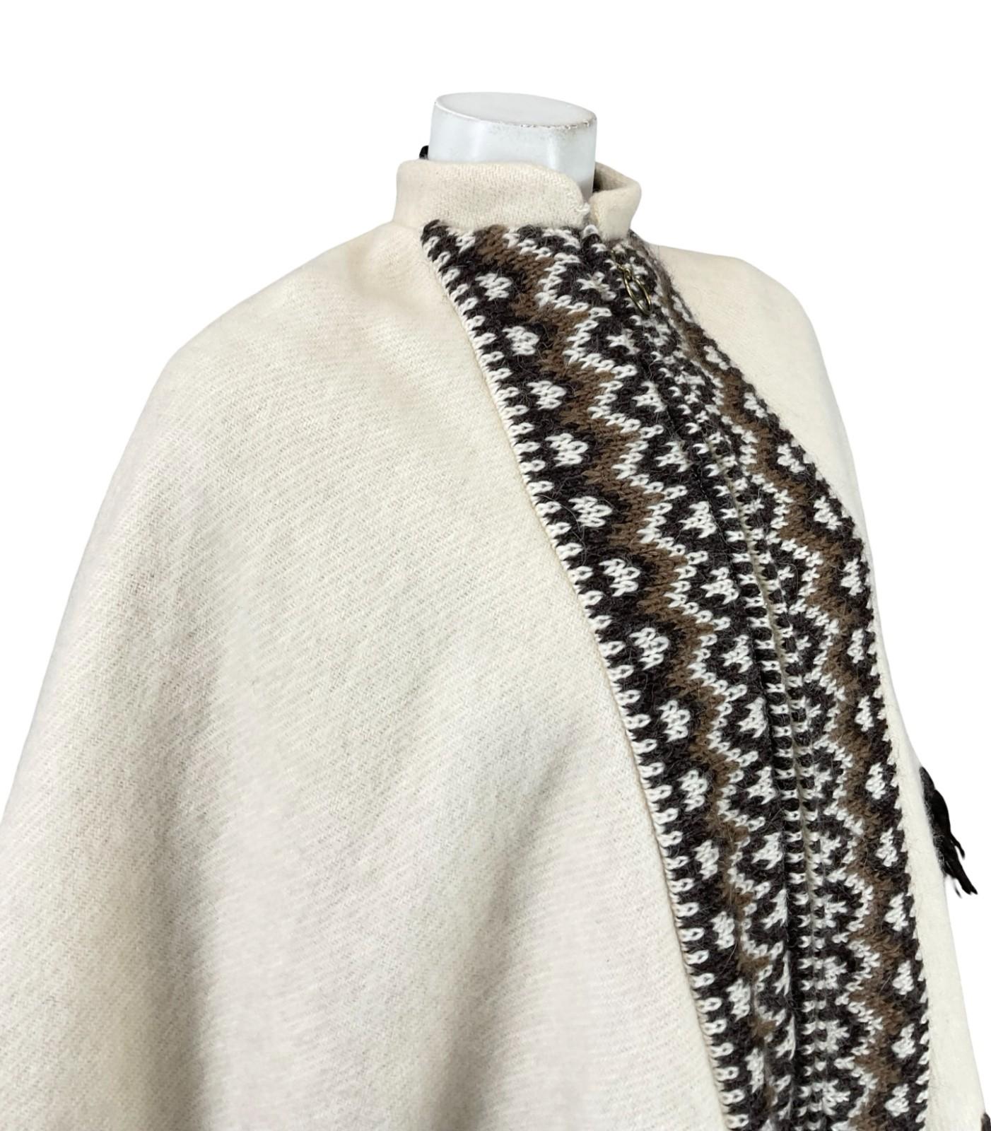 VTG 60S 70S CREAM BROWN ICELANDIC WOOL GEOMETRIC FRINGE MANDARIN CAPE 6 8