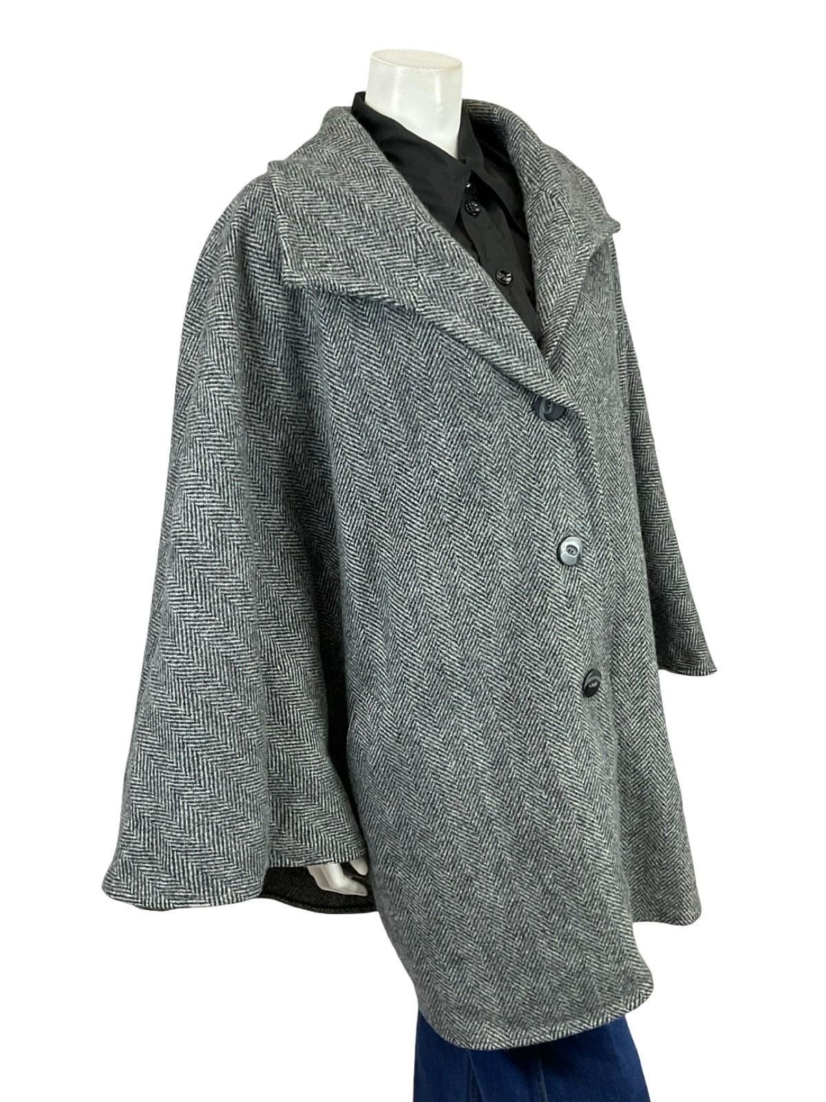 VTG 60S 70S CHARCOAL GREY WOOL CHEVRON ZIG ZAG CAPE W/ POCKETS 16 18 L