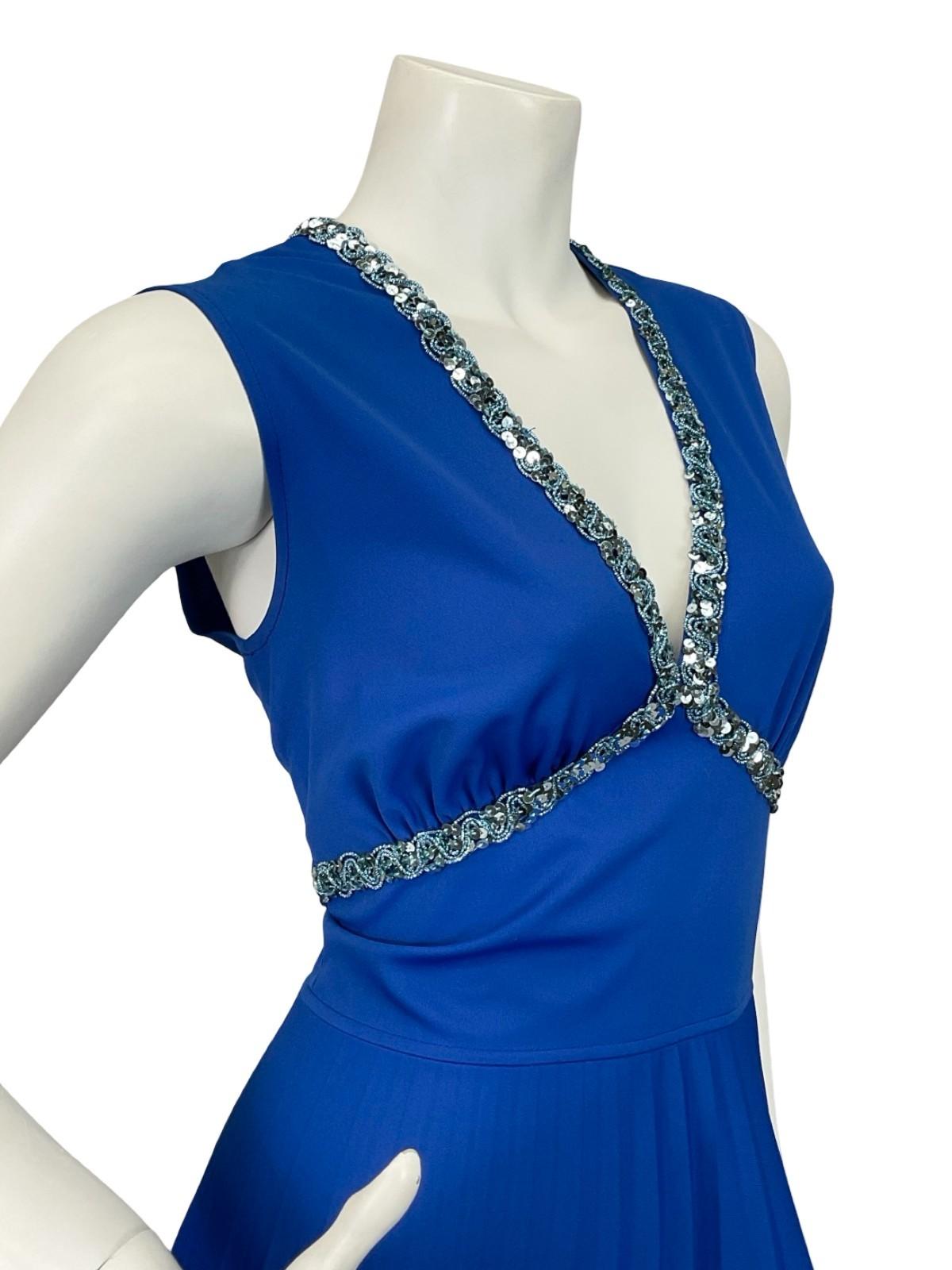VTG 60S 70S BLUE SEQUIN TRIM PLEATED PLUNGING V NECK PARTY MAXI DRESS 8 10 S