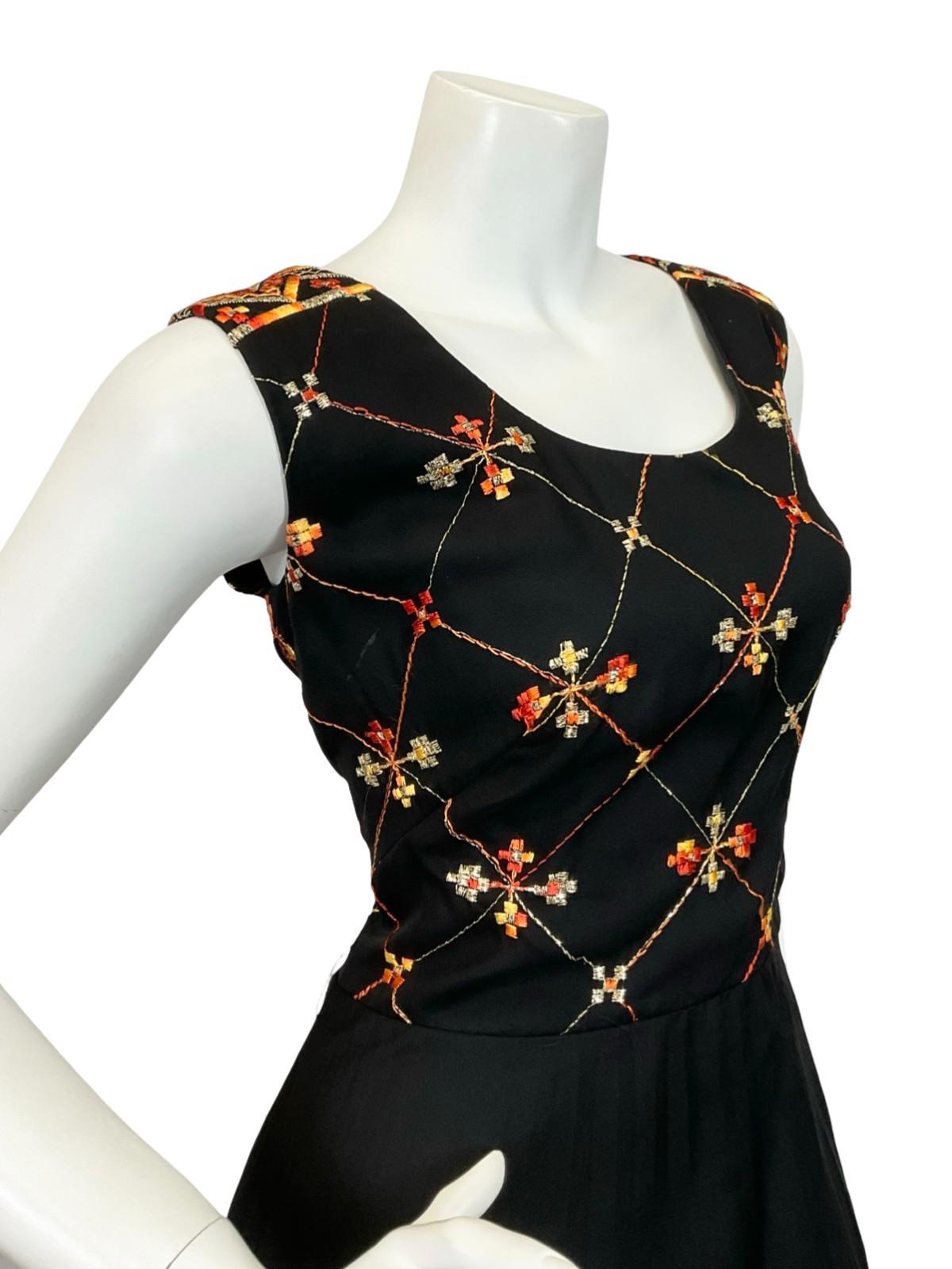 VTG 60S 70S BLACK ORANGE GOLD VERA MONT PLEATED EMBROIDERED MAXI DRESS 12