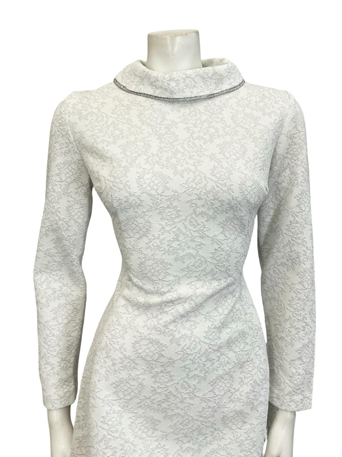 VTG 60S 70S WHITE SILVER MOD ROUND NECK LUREX GLITTERY PARTY BRIDAL? DRESS 10 12
