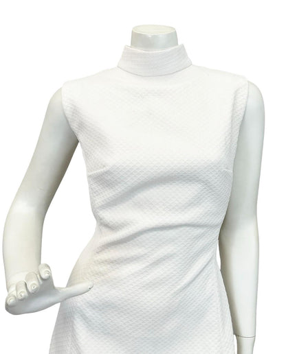 VTG 60S 70S PURE WHITE FUNNEL NECK SLEEVELESS MOD MONOCHROME MAXI DRESS 10