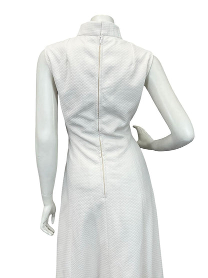 VTG 60S 70S PURE WHITE FUNNEL NECK SLEEVELESS MOD MONOCHROME MAXI DRESS 10