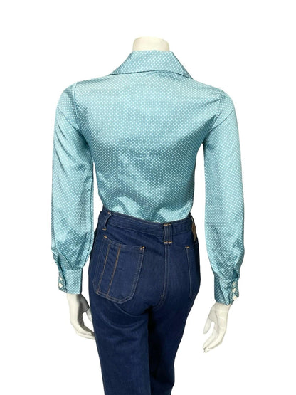VTG 60S 70S JAPANESE MOD LIGHT BLUE WHITE POKA DOT GEOMETRIC DAGGER SHIRT 8