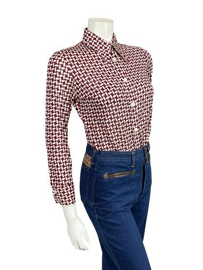 VTG 60S 70S BURGUNDY RED GEOMETRIC DAGGER COLLAR MOD CROP SLEEVE SHIRT 10