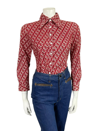 VTG 60S 70S BURGUNDY RED WHITE DAINTY FLORAL MOD DAGGER COLLAR SHIRT 8 10 S
