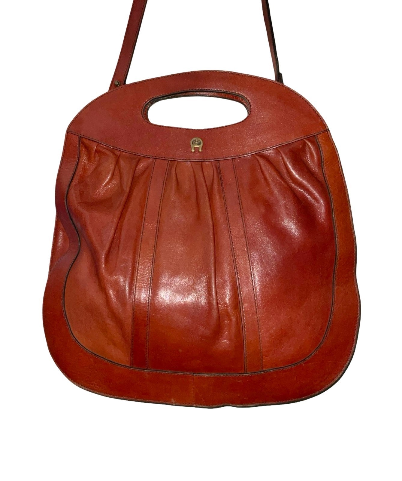 Vintage 70s Aigner rusty brown leather space age geometric shoulder / hand bag. 