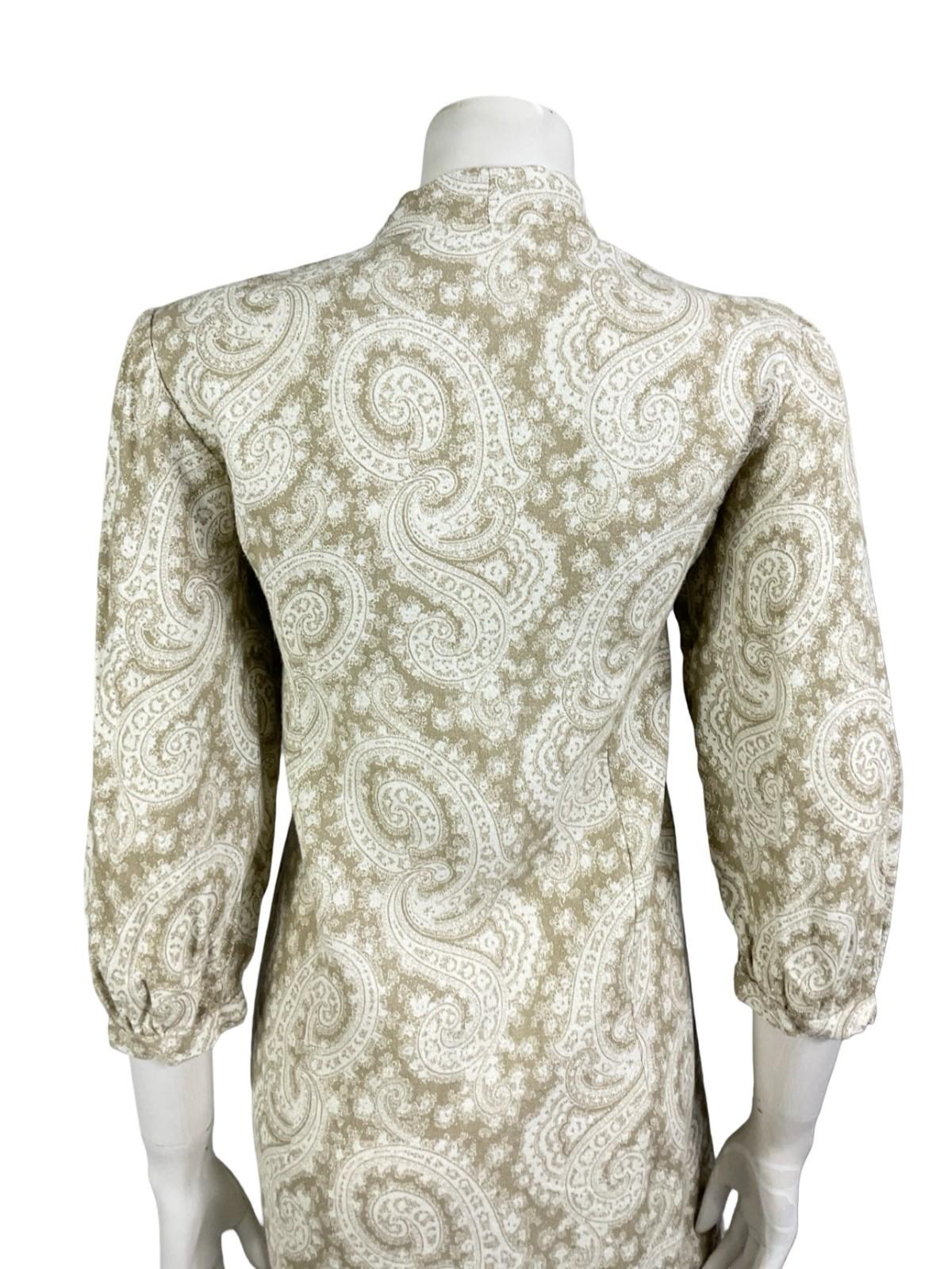 VTG 60S 70S BEIGE WHITE PSYCHEDELIC SWIRL LUREX GLITTERY PUSSYBOW SHIFT DRESS 12