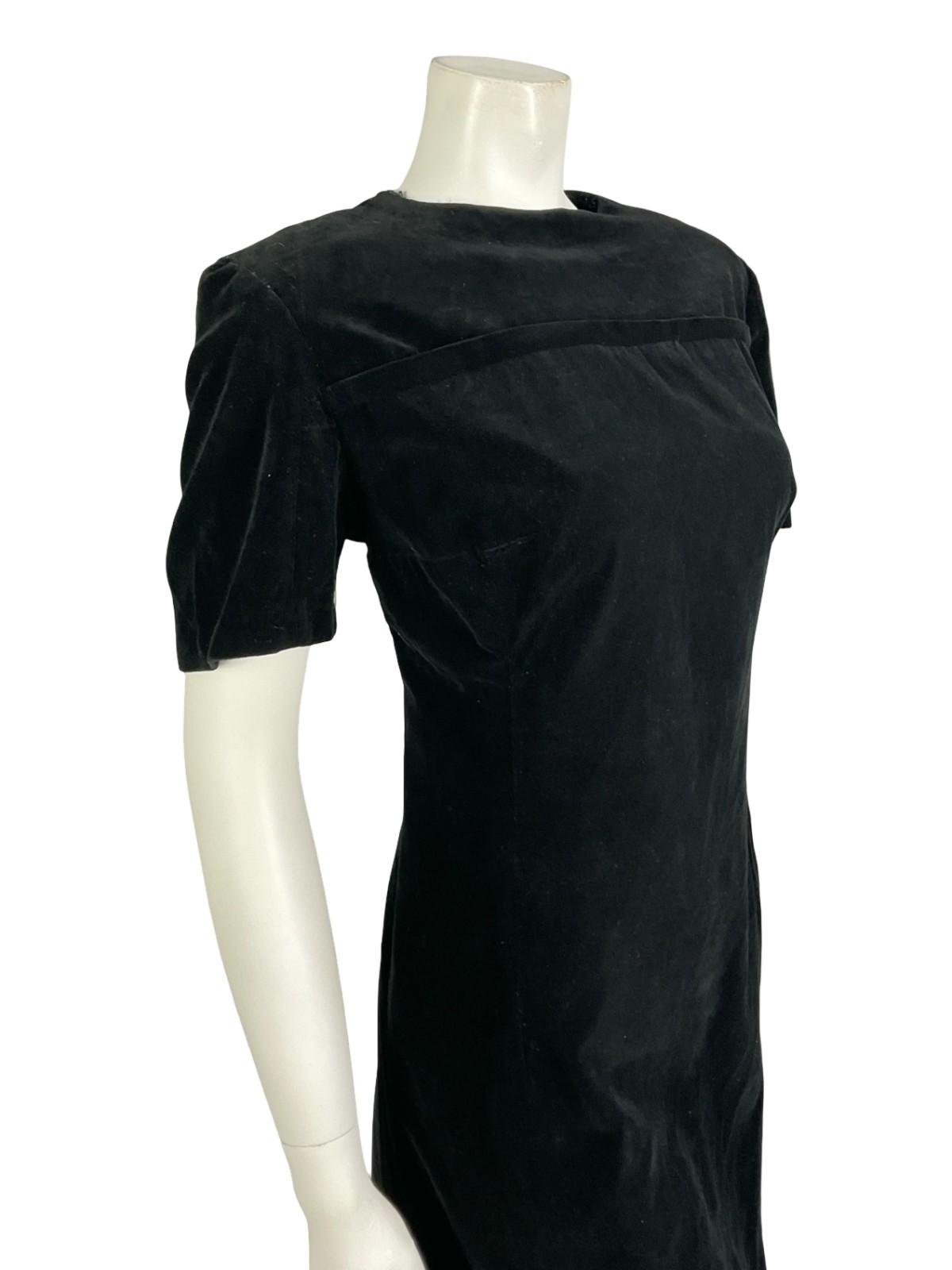 VTG 60S 70S BLACK VELVET MOD MONOCHROME SHORT SLEEVE SHIFT MINI PARTY DRESS 12