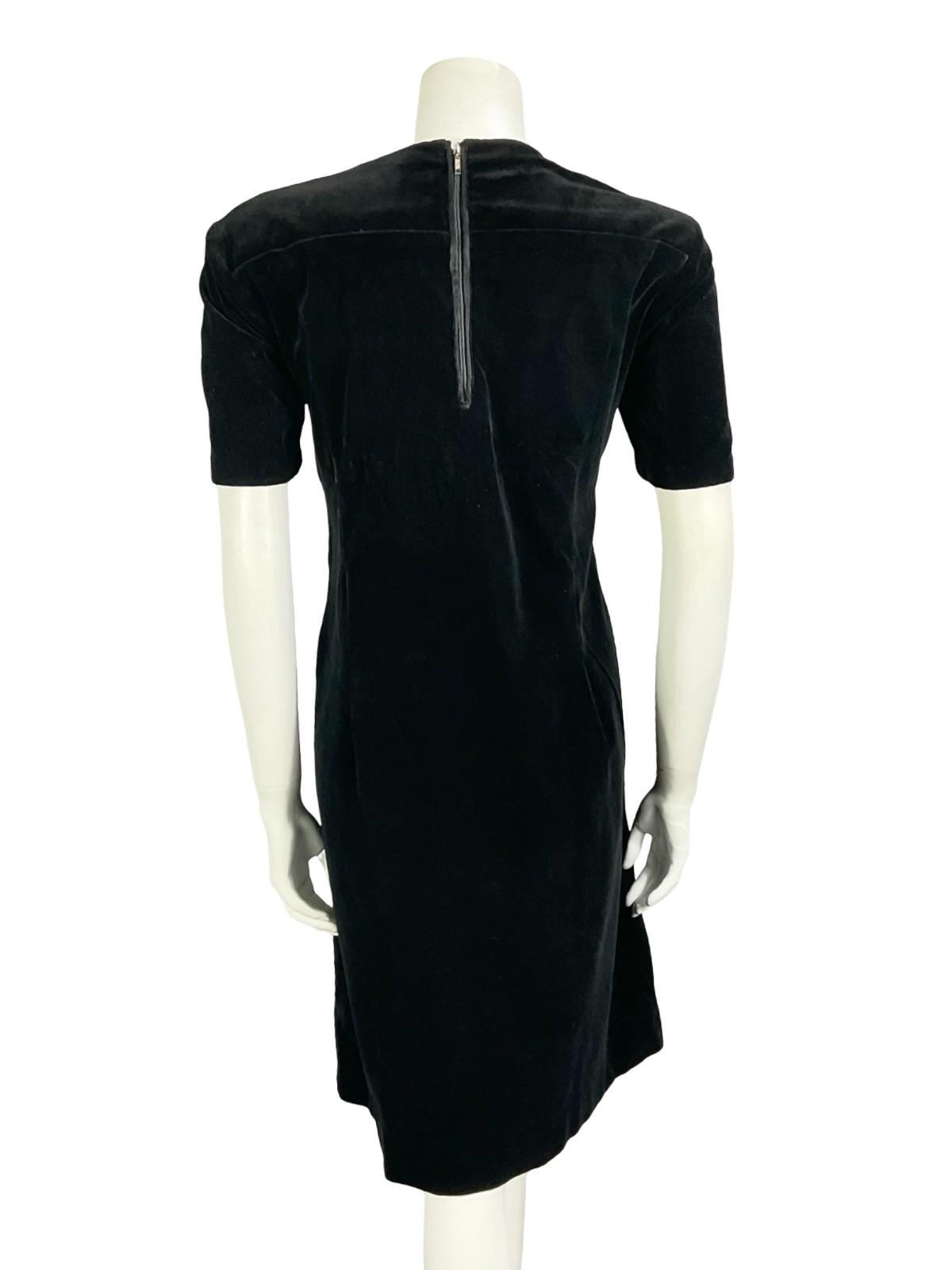 VTG 60S 70S BLACK VELVET MOD MONOCHROME SHORT SLEEVE SHIFT MINI PARTY DRESS 12