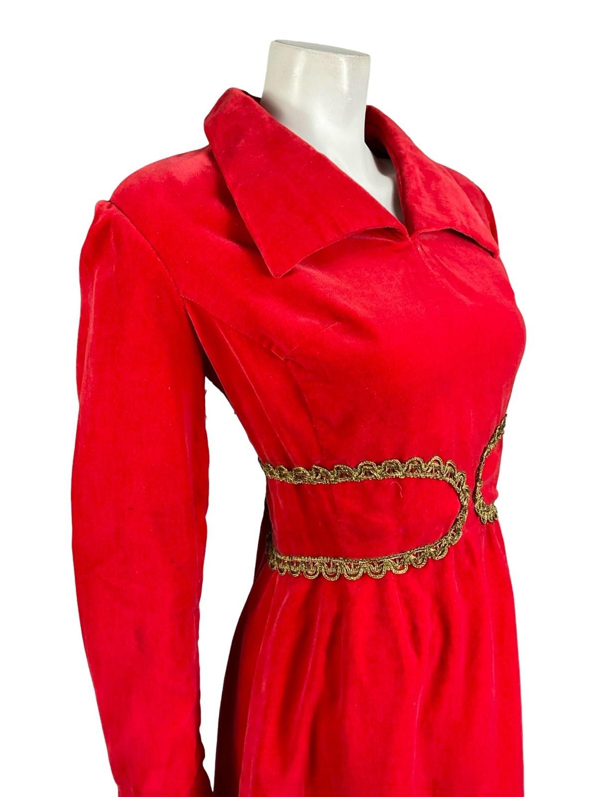 VTG 60S 70S RED GOLD VELVET MEDIEVAL TRIM DAGGER SHIRT PARTY DRESS 10 12