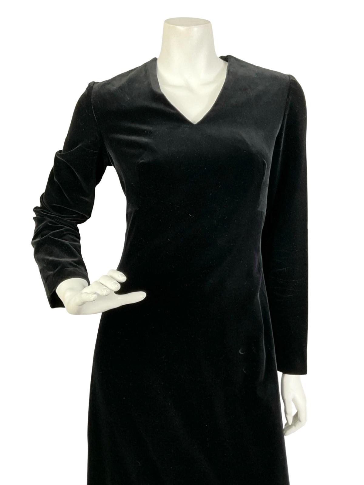 VTG 60S 70S BLACK VELVET V NECK RUFFLED HEM MONOCHROME MAXI DRESS 8