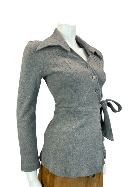 VTG 70S DAGGER COLLAR GREY WRAP AROUND TIE WAIST LONG SLEEVE TOP BLOUSE SIZE 4 6